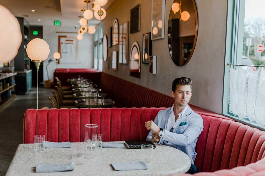 副業で収入を得る方法を厳選して紹介。