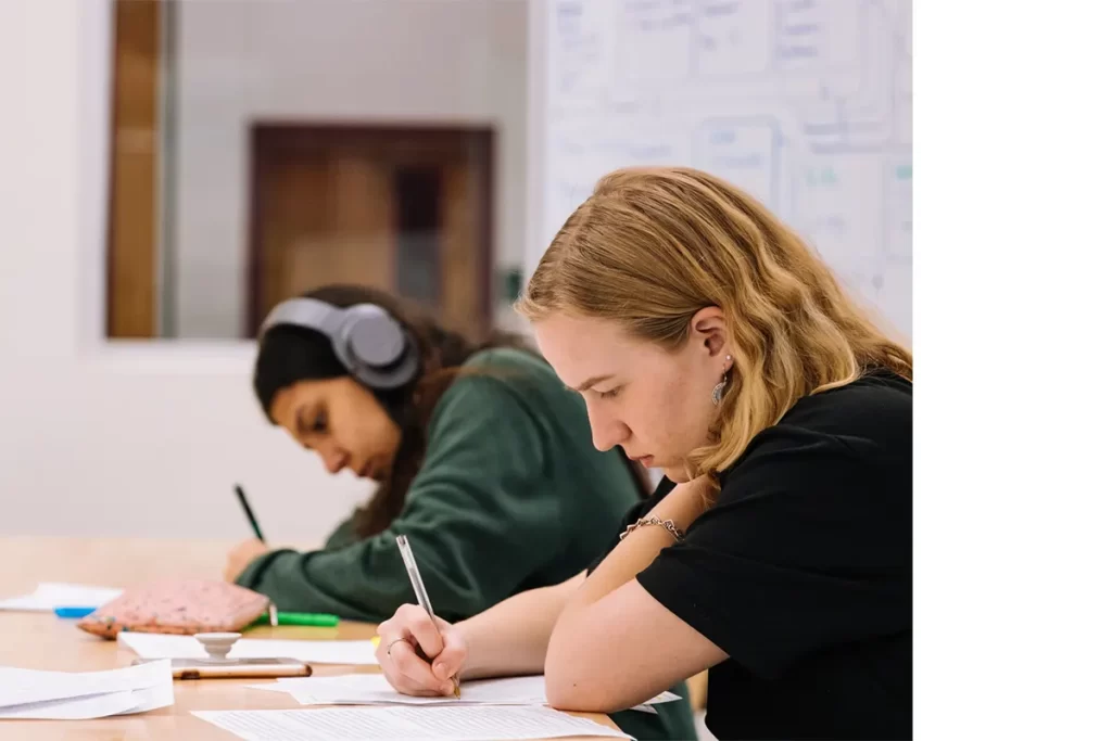 「みんなのFX」はチャート以外のサービスはどうなの？